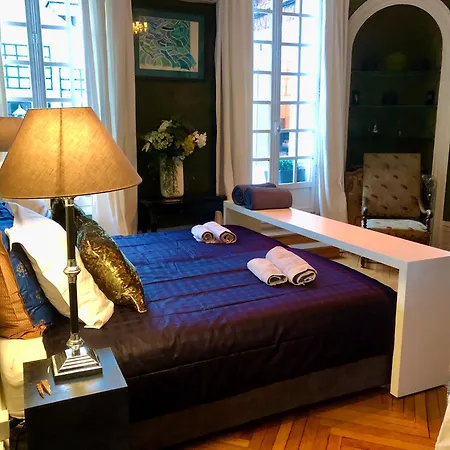 Location 93 M2 Plein Centre Historique